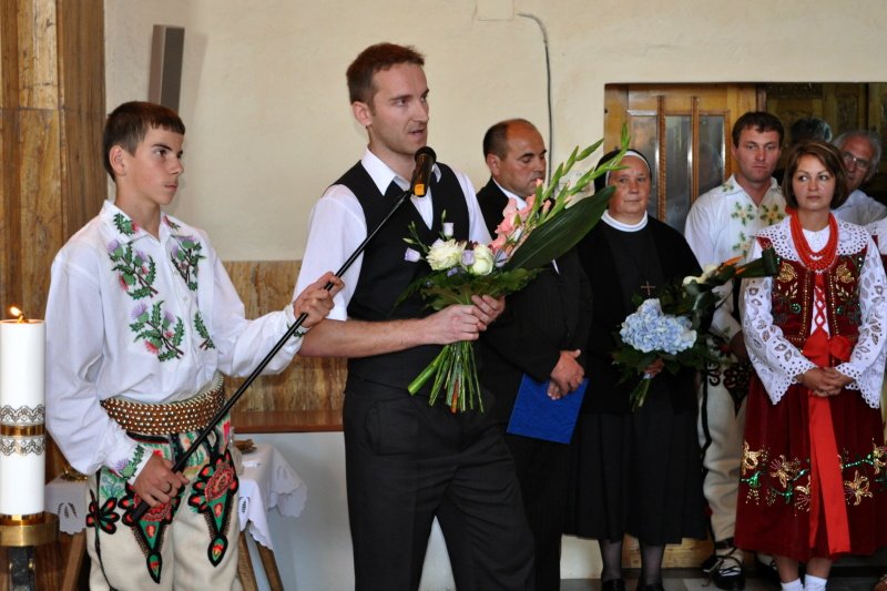Zalahoželať prišli aj farníci zo Suchej Hory, 14. 8. 2011